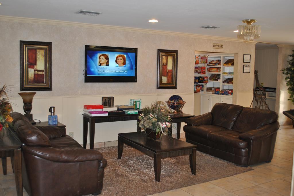 Executive Inn Brookshire ภายนอก รูปภาพ