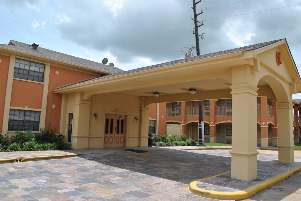 Executive Inn Brookshire ภายนอก รูปภาพ